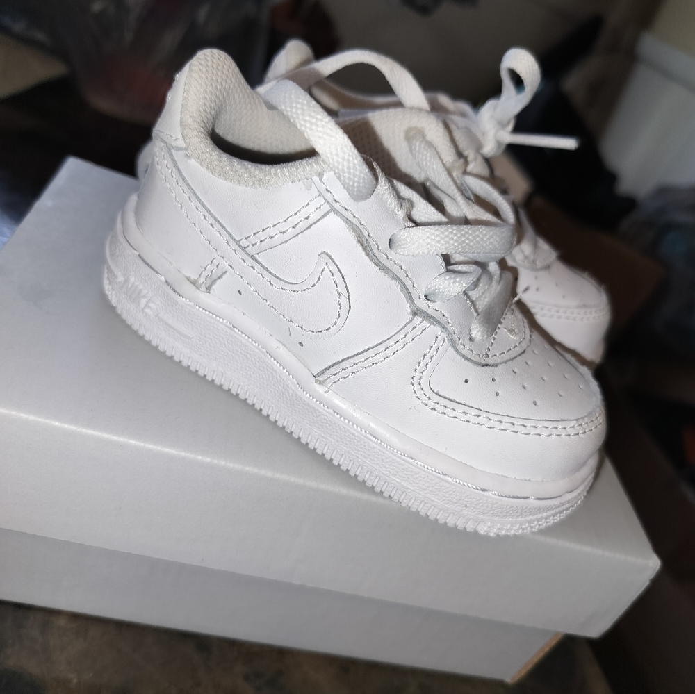 Nike Air Force 1 size 5c